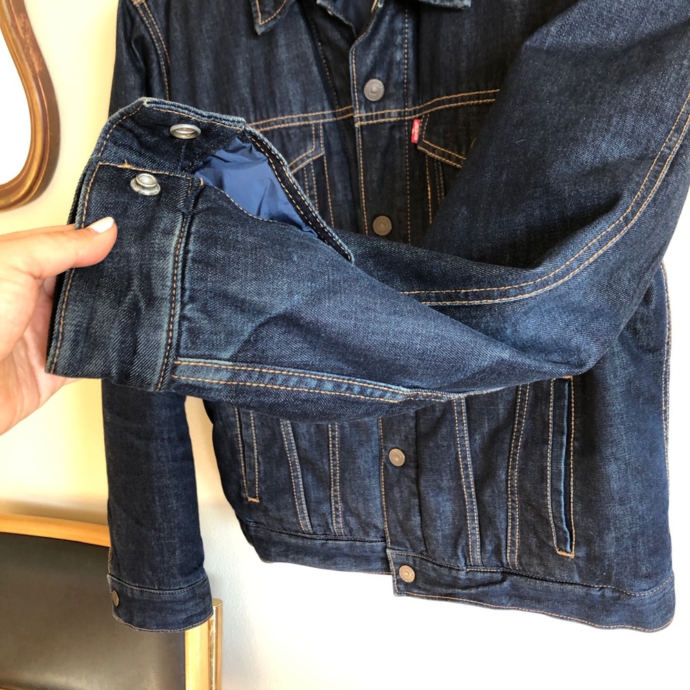 SOLD Men’s Levi’s Down Filled Denim Trucker Jean Jacket - Picture 5 of 7